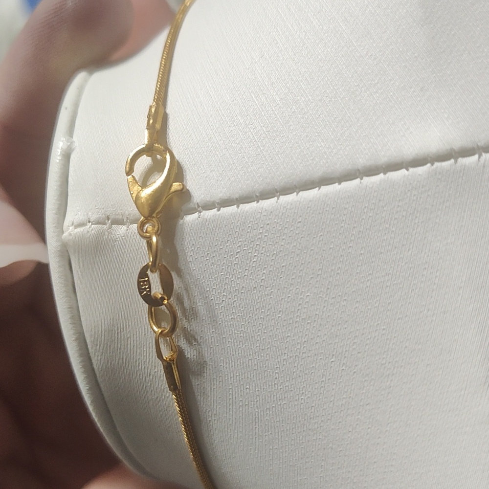 Chanel Authentic White Quilted CC Pendant 18 Karat Gold Necklace Stamped - Picture 3 of 3